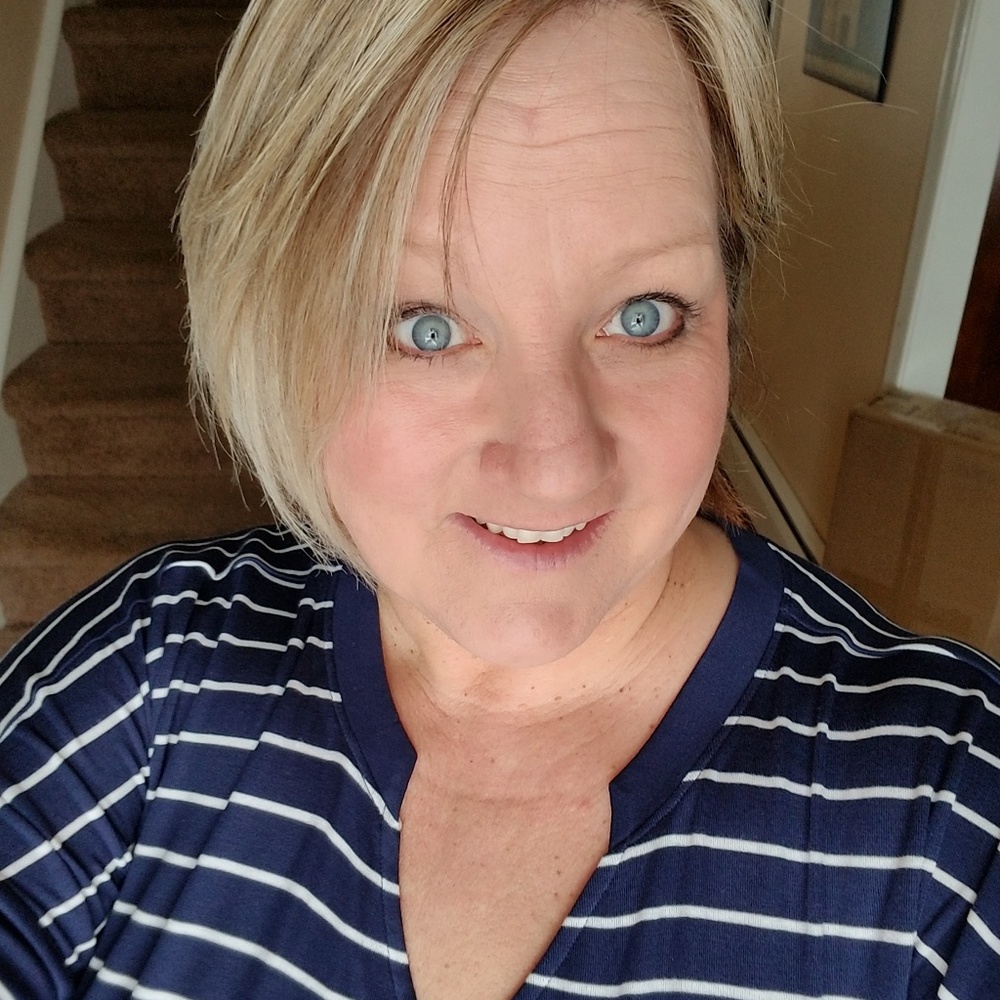 Meet your Posher, Lynne